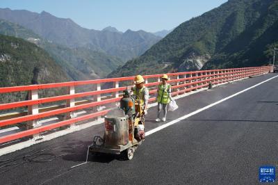 巫镇高速通车在即 陕西重庆连起高速公路新通道