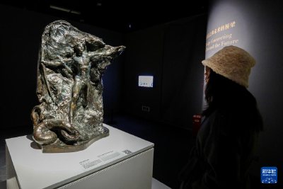 上海：“青铜之光”特展在沪举办 
