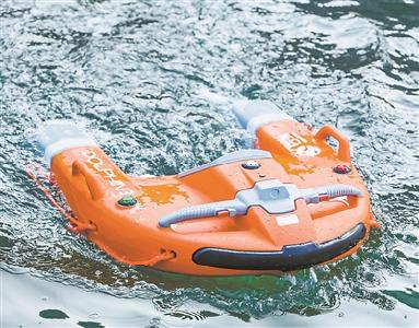 “海豚3号”施援手 水面救生更便捷 