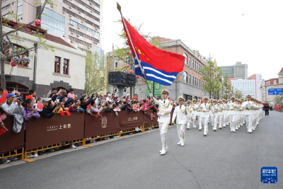 全国多地以多种形式庆祝人民海军成立75周年 