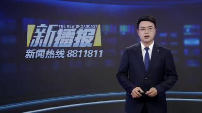 男子欲跳楼轻生  民警及时开导救援