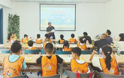遗爱湖社区暑期“爱心课堂”开课