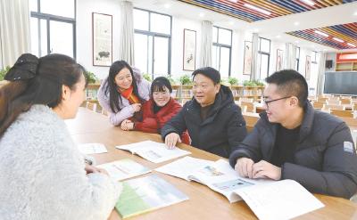  黄冈市实验二小大力推行课堂教学改革