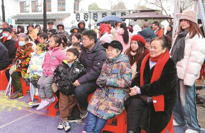 文化大餐 欢乐百姓