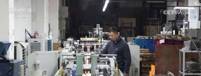 新春开市订单纷至沓来 “世界超市”活力满满