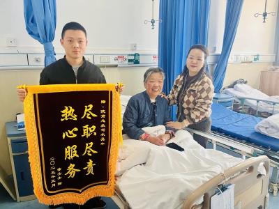 生命救援赛道上的最美冲刺——红安90后退伍军人吴年用背影诠释医者仁心