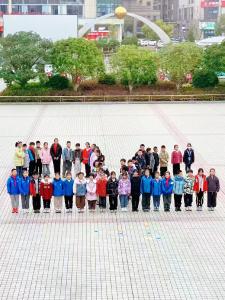 数学还能这么玩？黄冈市东坡小学国际数学节脑洞大开   现场嗨翻天