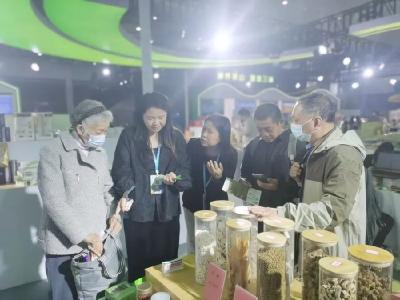 黄冈市700余种产品亮相世界大健康博览会