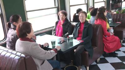 付家庙外婆桥“火车咖啡”开业