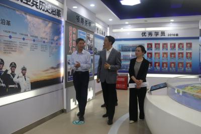黄州果洛两地签订异地办学合作协议