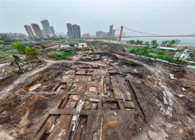 大量精美遗物出土  湖广总督府考古遗址现世