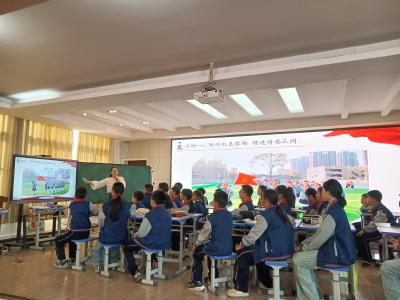 一校一讲一研讨  黄州区合力上好小学《读本》这门课 