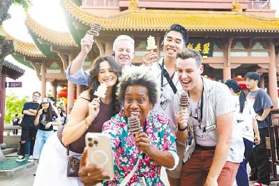 “五一”假期，千万游客畅游荆楚，感受风景与人文之美   “来了不想走，走了还想来”