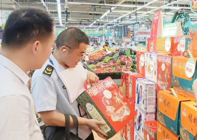 红安县市场监管局严查粽子茶叶商品过度包装