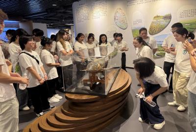 黄州区开展“5·22”国际生物多样性日宣传活动