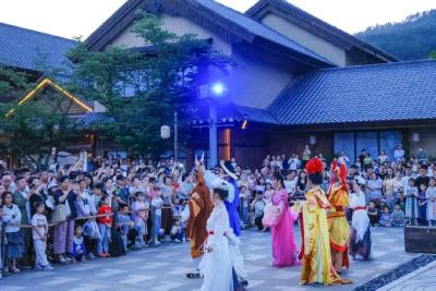 487万游客涌入，34次央媒报道！这个“五一”黄冈又红又火