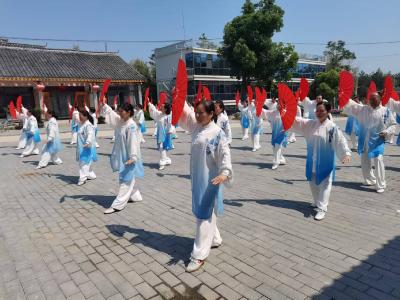 罗田县太极拳协会推进太极进机关工作   确定创建猪头石太极拳培训基地