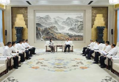 王忠林会见中创新航董事长刘静瑜 加大投资合作 拓展应用领域 推动我省绿色能源绿色航运高质量发展