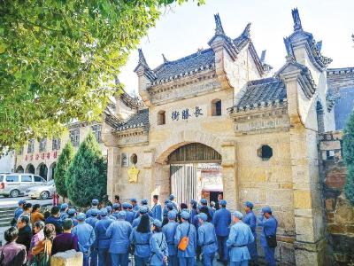 市直卫健系统开展 “三大精神”宣讲暨作风建设培训