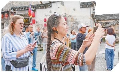 “中国游”带火“中国购”——旅游流量变消费增量的一线观察
