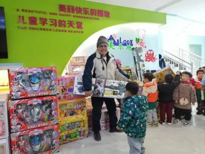 台商俞美鶮：来黄州开办幼儿园10年，乐当文化使者,已将黄州作故乡