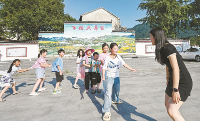 英山县石头咀镇冯畈村 暑期托管点亮童心