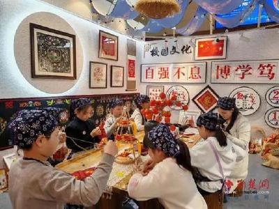 黄梅让课堂“热”起来“潮”起来 