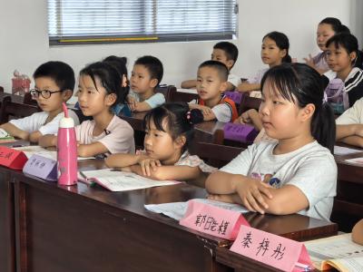 创新“托管配方”，红安爱心托管班“烹调”快乐假期