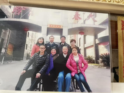 好家风涵养“育儿经”  一个家庭培养五硕博