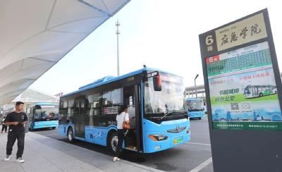 黄州6路公交喜“提”新车