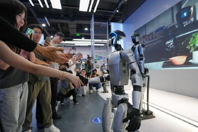 湖北武汉推动科技创新和产业创新深度融合—— 实验室成果加速“跑”进生产线（贯彻四中全会精神一线见闻）