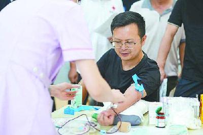 英山县温泉镇积极组织开展无偿献血