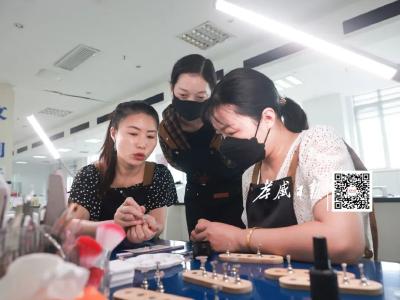 云梦美丽工坊 指尖掘金闯出新赛道