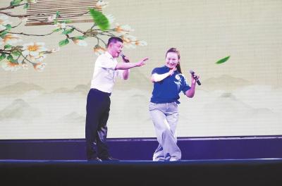 浅议黄梅戏历史与剧种归属问题