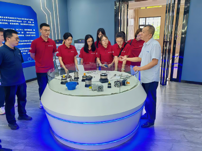 北大学霸在黄冈！书写“未名湖”到“遗爱湖”的双向奔赴 