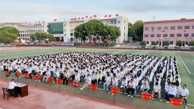 赓续红色血脉 担当时代重任——黄梅五中“红色思政课”铸魂育人