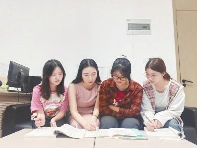 践行“四有”标准  绽放师者风采！黄州6位优秀教师以教育家精神书写育人答卷