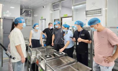 罗田县凤山镇市场监管所保障幼儿饮食安全 