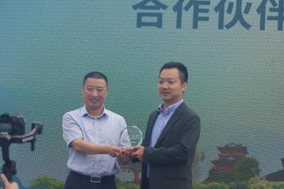 “云端瞰荆楚  翼起游黄冈”  东航文旅直播落地英山