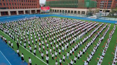 告白祖国！黄高附中千余名师生同唱《我和我的祖国》
