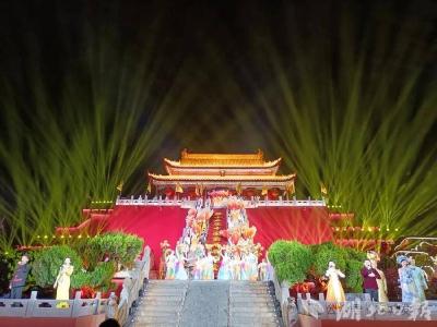 麻城福白菊亮相第十五届中国菊花展览会