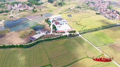 从国旗护卫手到“田间钢铁侠”