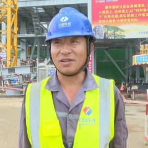 以实干贺华诞！武穴这个重点项目1600余建设者奋战一线