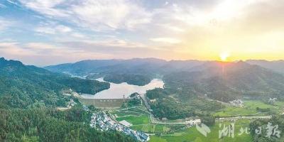 日醉菊香夜垂纶——麻城黄土岗镇绘就全域文旅新图景