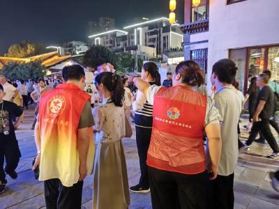 国庆“黄金周”，是谁在为你护航?