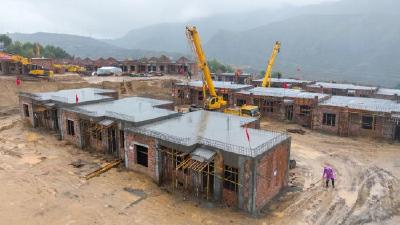 甘肃榆中灾后重建一线见闻