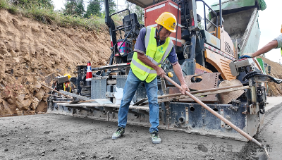 【项目一线】“团圆周”成“攻坚周” G220 S408全线路基工程双双完工 完成总投资12亿元