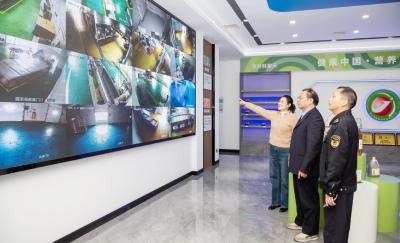 责任人先尝 安全性预判丨红安县率先推行校园“试餐监督机制”