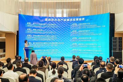 湖北发布42项“尖刀”成果 10项首创技术实现产业融合