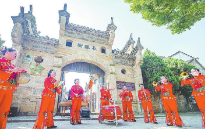 28年红旗不倒 百年初心不移 ——大别山精神启示录